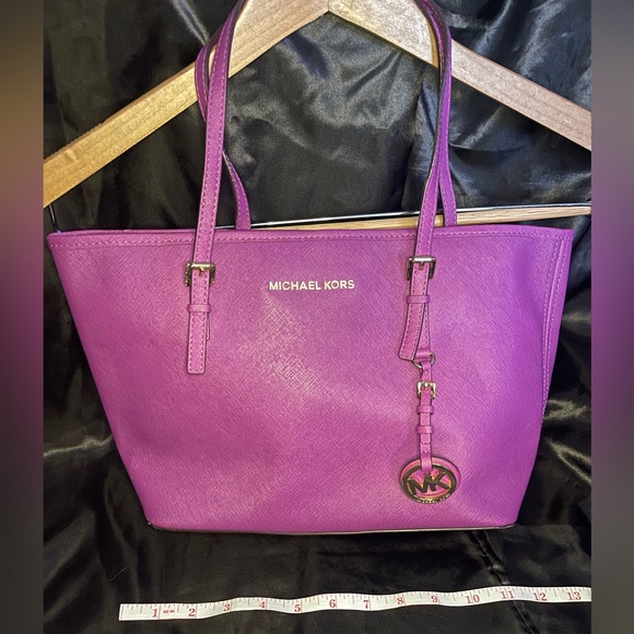 Michael Kors purple saffiano tote purse - Picture 3 of 4
